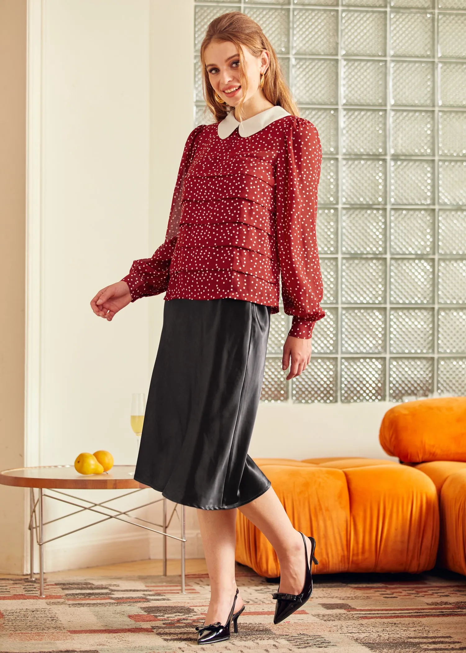 Essence of Every Era Pan Collar Blouse