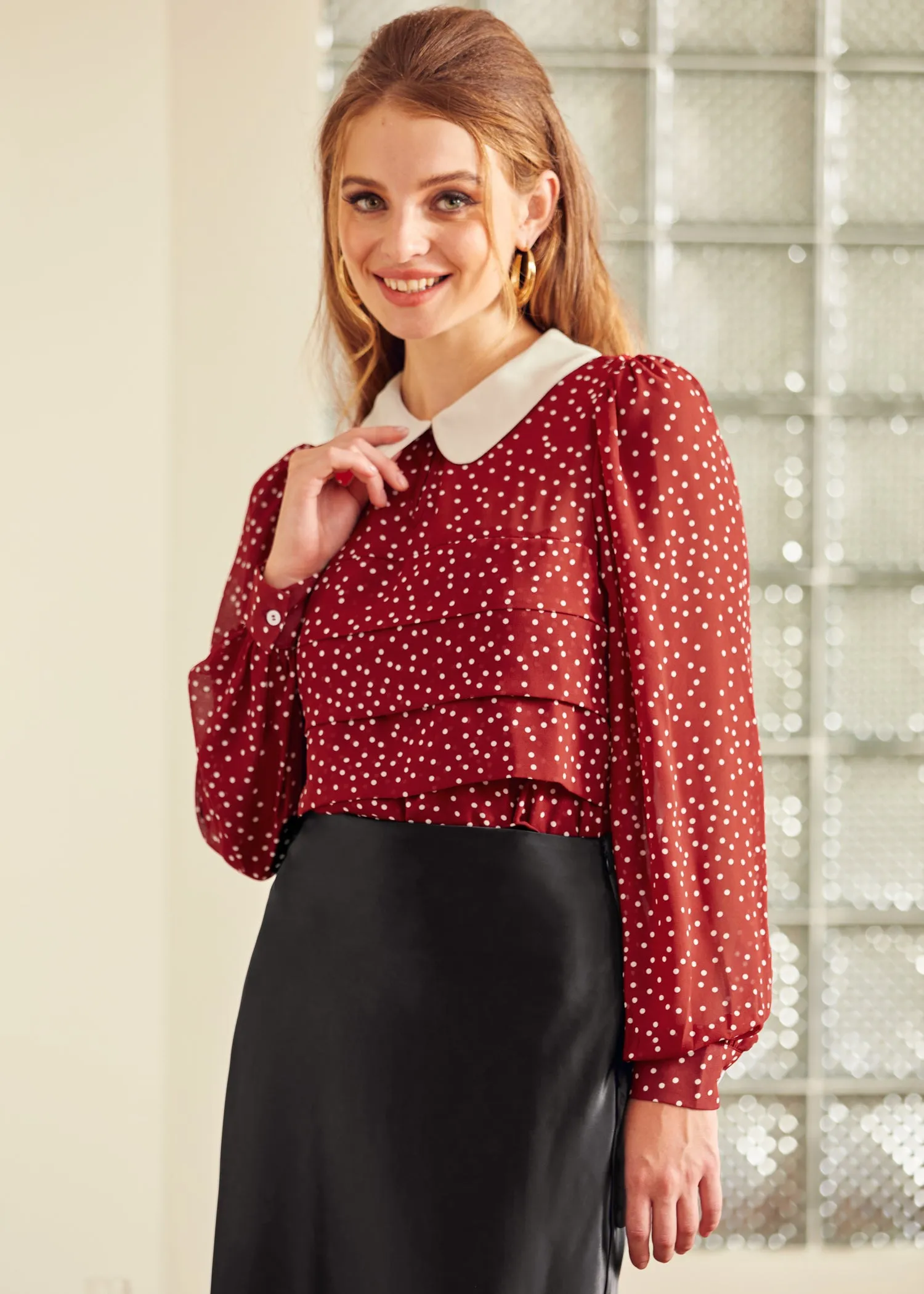Essence of Every Era Pan Collar Blouse