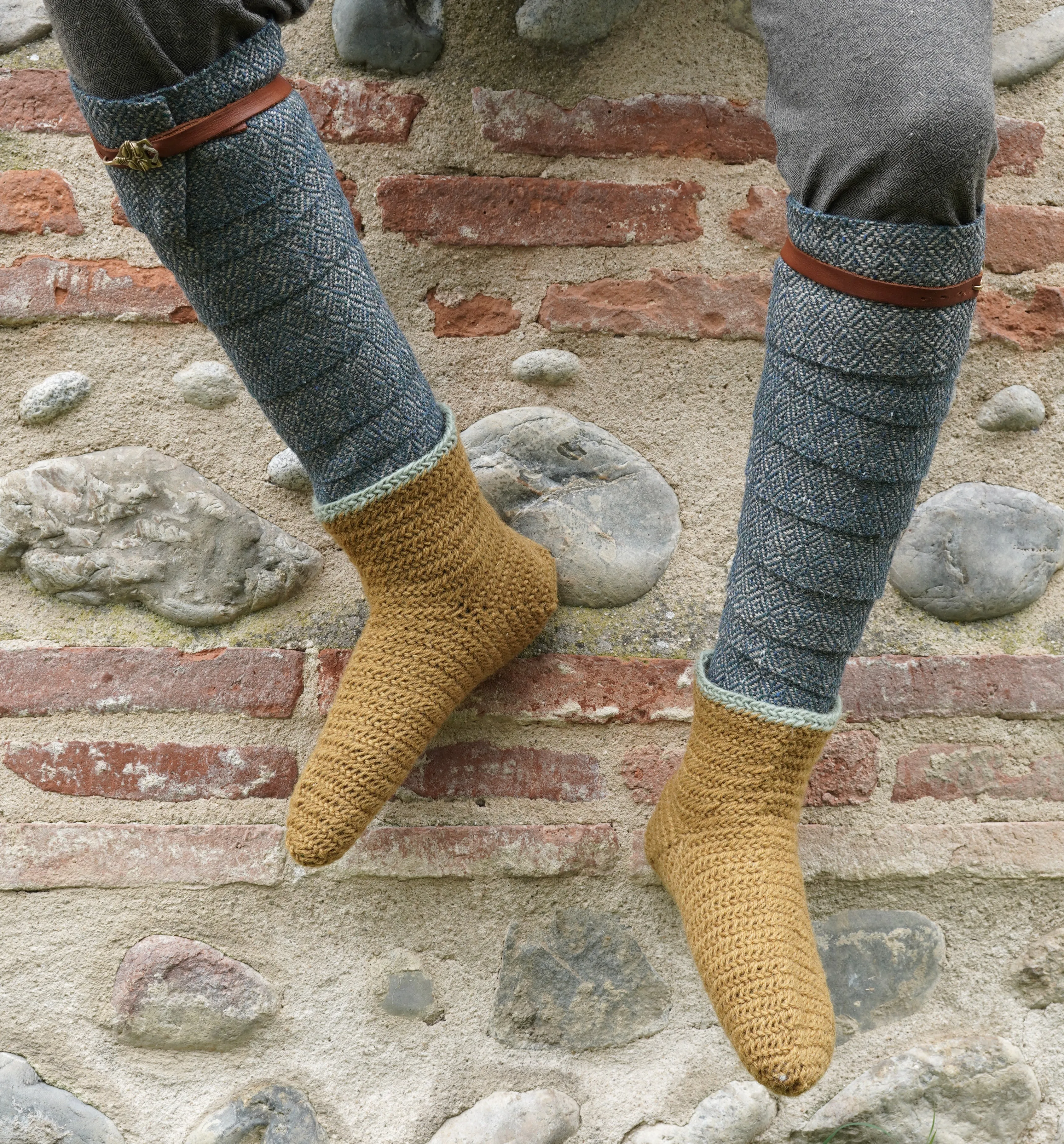 Nalbinding socks / Needle binding socks
