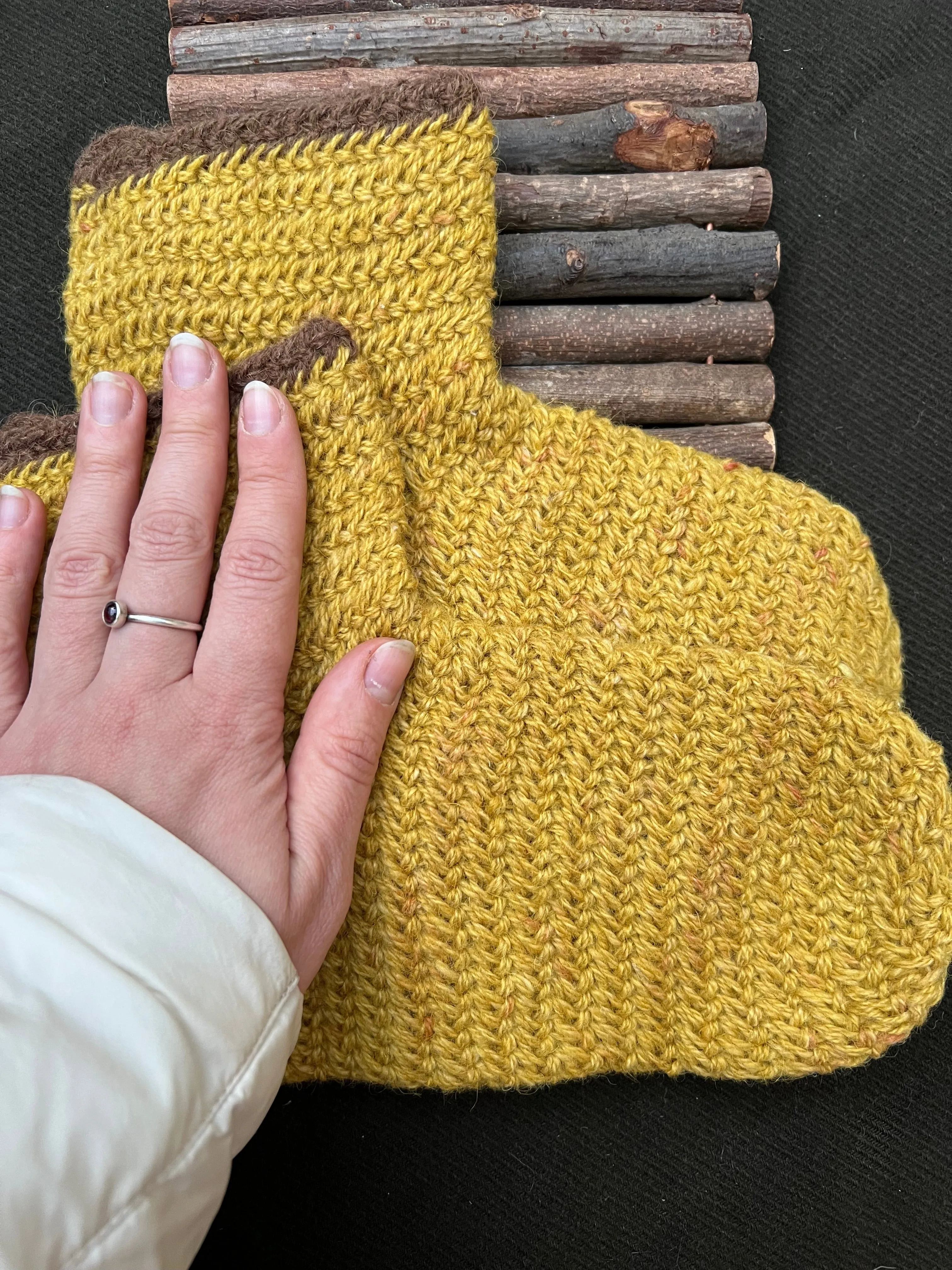 Nalbinding socks / Needle binding socks