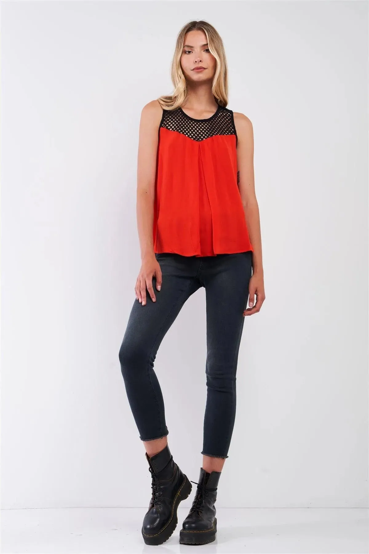Red & Black Tennis Net Neckline Trim Relaxed Babydoll Top