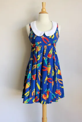 Vintage 1970s Petite Novelty Print Dress with Peter Pan Collar