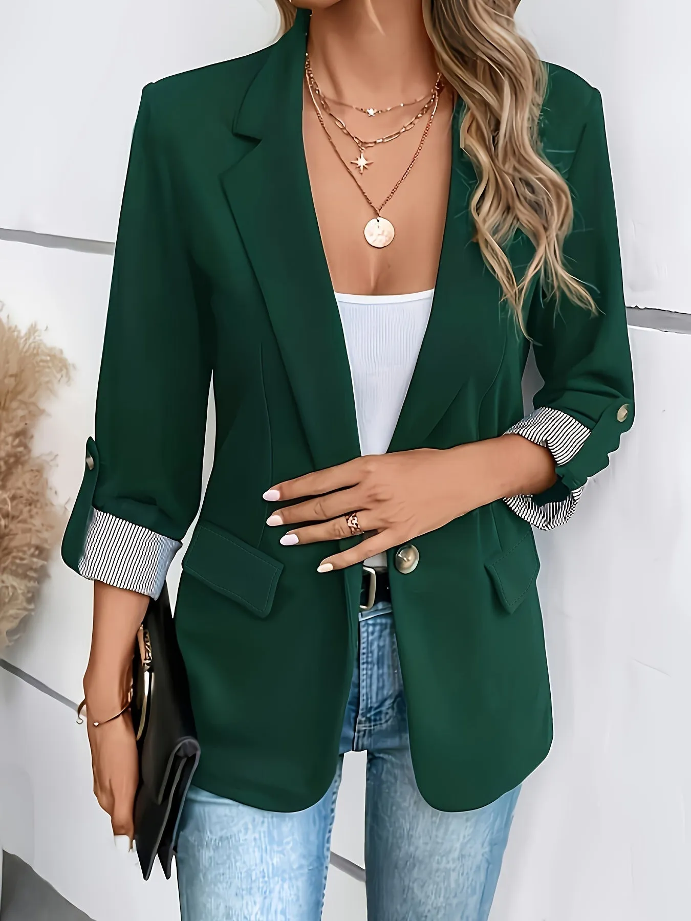 Women's Elegant Business Blazer with Side Pockets and Notch Collar | Ideal for All Seasons